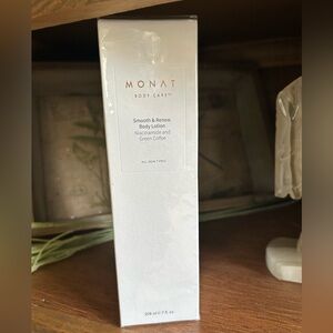 Monat Smooth & Renew Body Lotion - Factory Sealed
